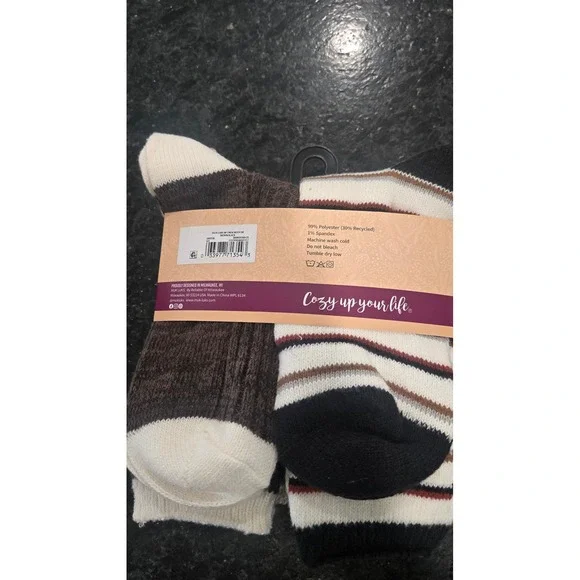 Muk Luks Women's Boot Socks 6 Pack Crew Height Brown Black White Striped 6-11 - Picture 3 of 3